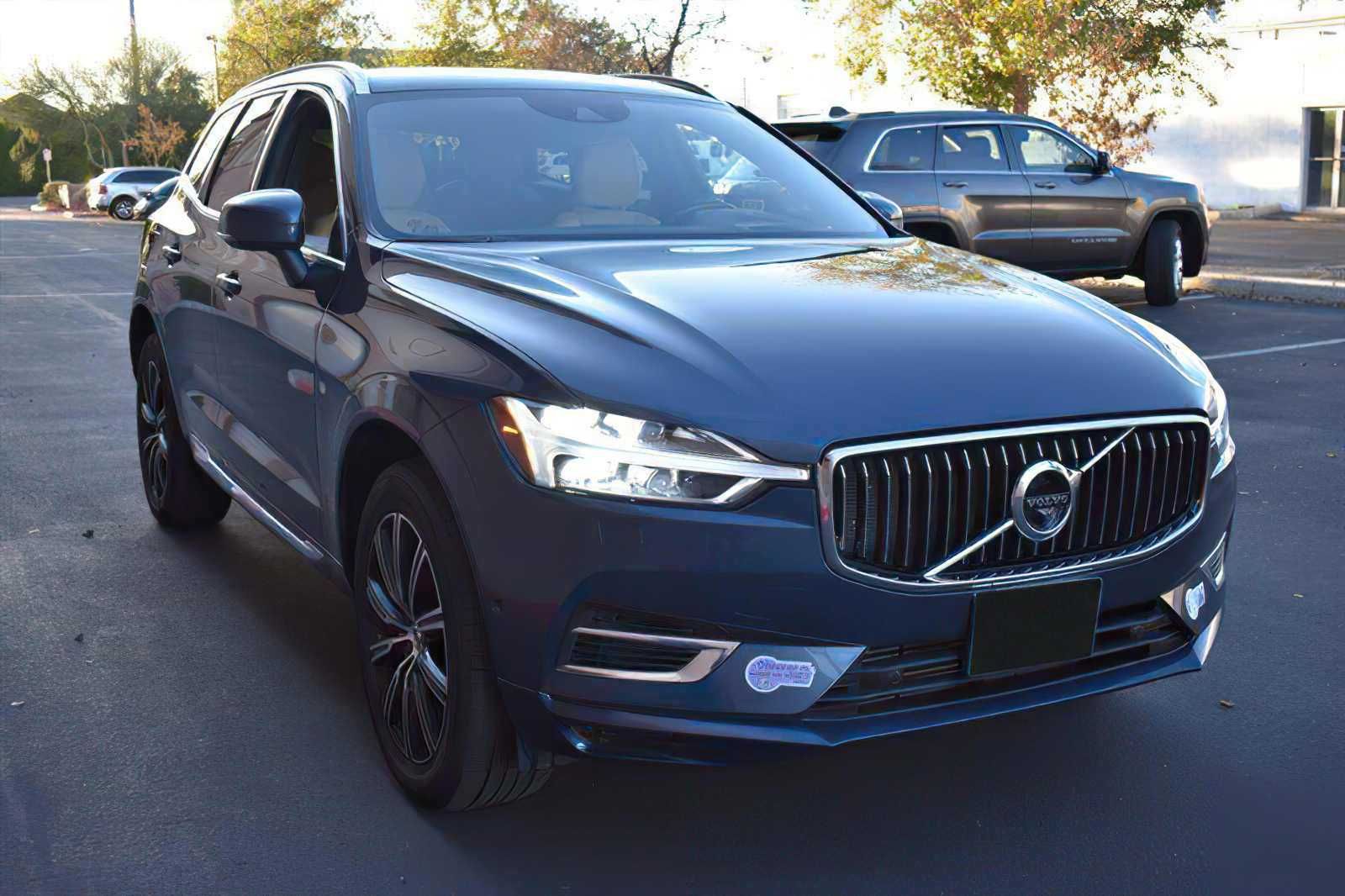 2019 Volvo XC60 T8 eAWD Inscription