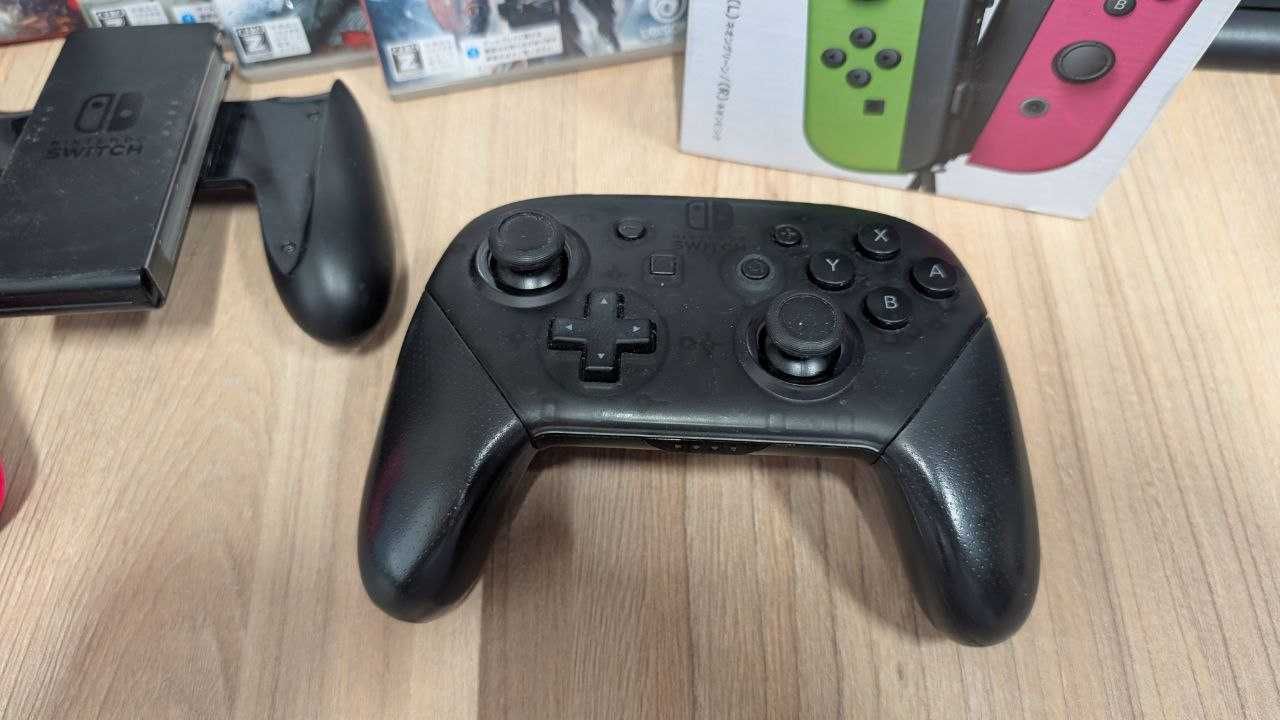 Nintendo Switch OLED + MicroSD 512Gb + ІГРИ в ідеальному стані