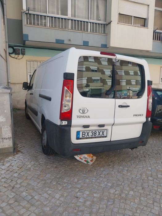 Toyota proace 2,0.  2014