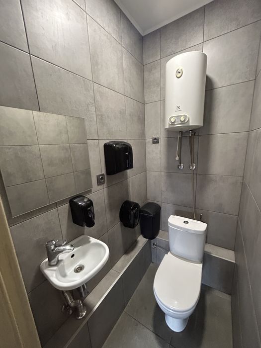 Здам комерційне приміщення в центрі міста! чудова локація!