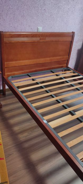 Conjunto de quarto casal em Pinho