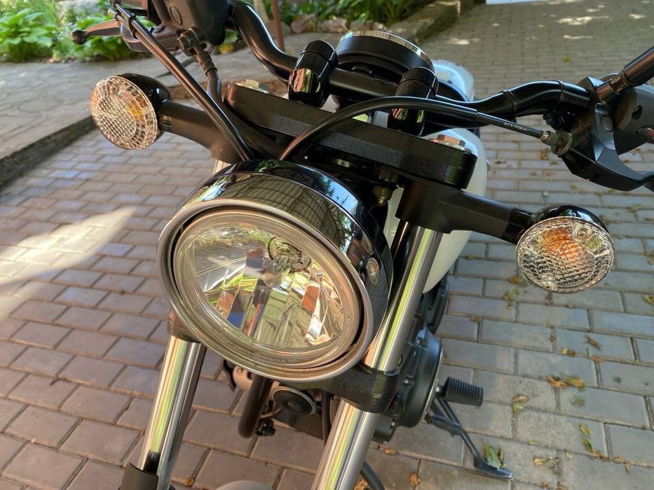 Yamaha Bolt XV950R Официал состояние Новый 6500км