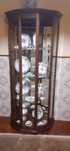 Vitrine em madeira de castanho