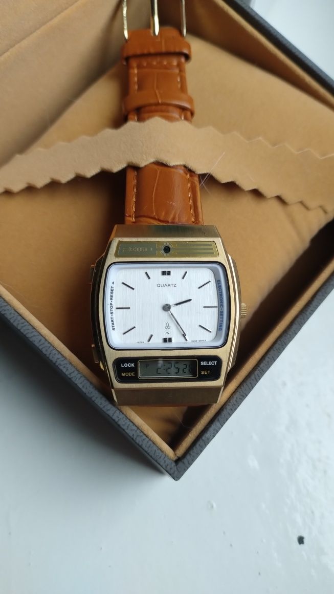 Seiko anadigi H259 z 1981 vintage w bardzo ładnym stanie