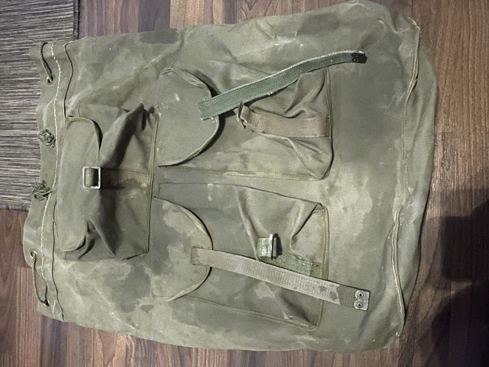 Mochila militar do ultramar