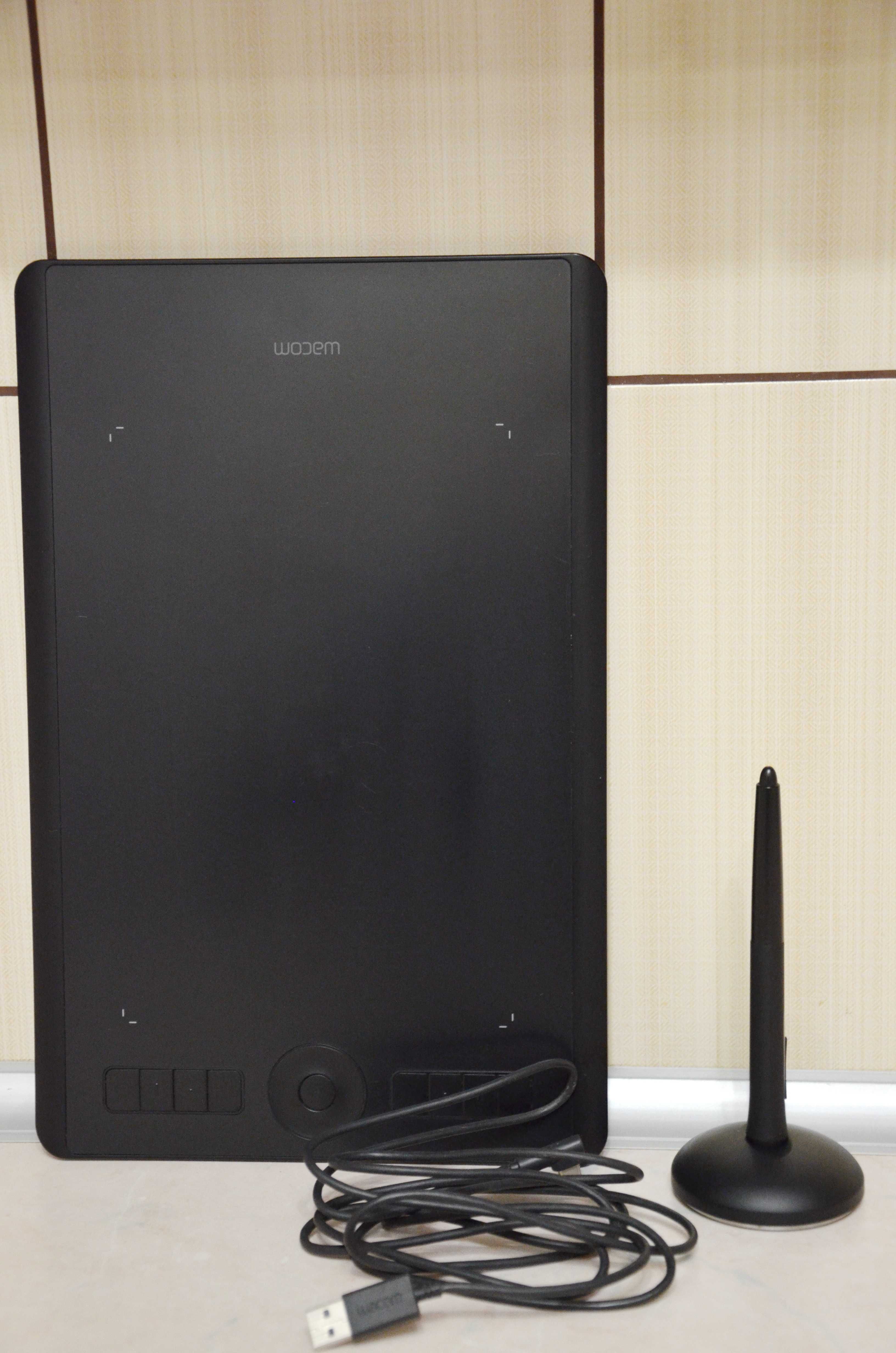 Графический планшет Wacom Intuos Pro M (PTH-660-N)