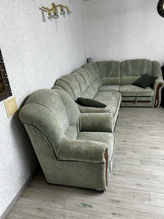 Диван кутовий з кріслом