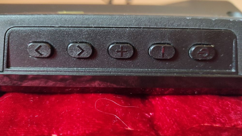 26 cali, LG 26 LT 360 C, telewizor, czarny