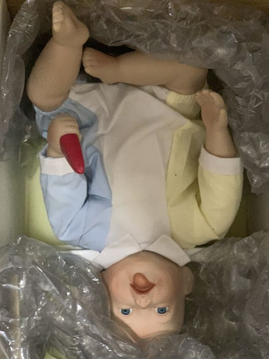 Lalka porcelanowa sygnowana 38cm