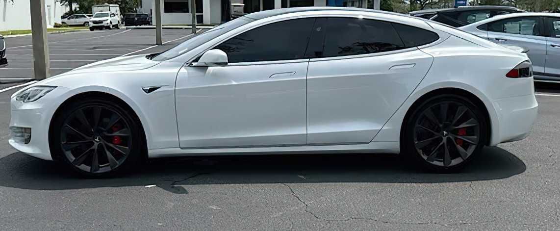 Tesla Model  S 2020 White