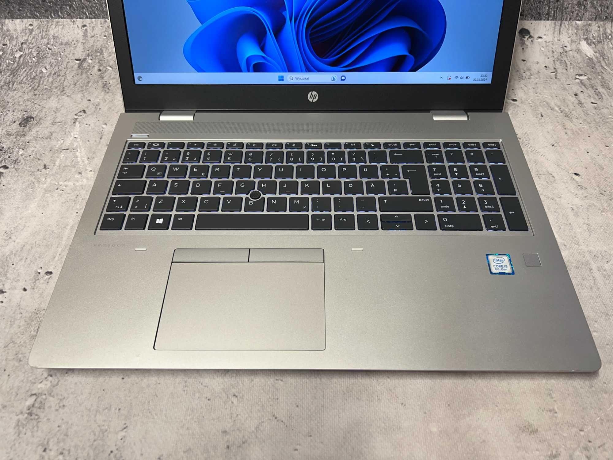HP ProBook 650 / i5 8265 3.9 GHz / 512SSD / UHD 620 / 15.6 FHD /W11