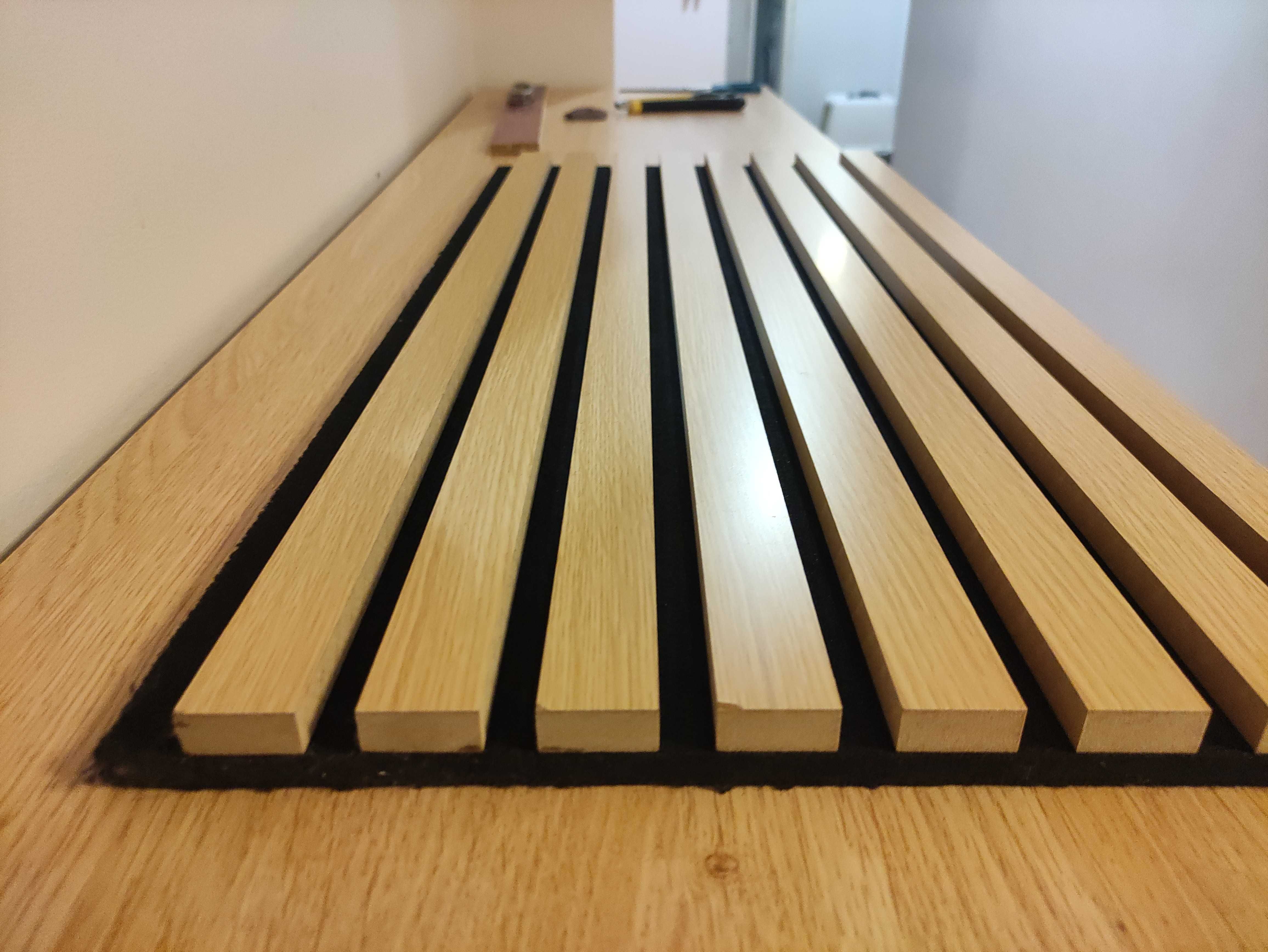 Lamele akustyczne na filcu drewno bezbarwne fornir 1 mb (2,7 m)