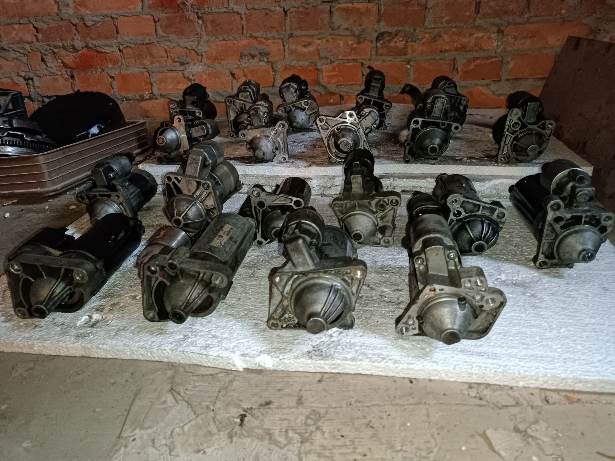 Стартер Renault Laguna,Kangoo,Trafic,Koleos,Master,Modus,Duster,Megane