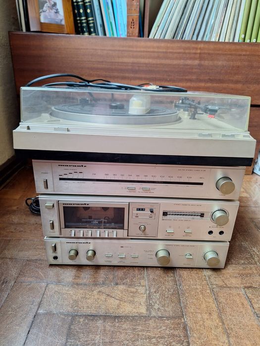 Sistema som MARANTZ (com gira-discos)