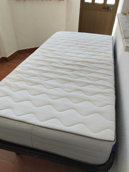 Cama articulada elétrica