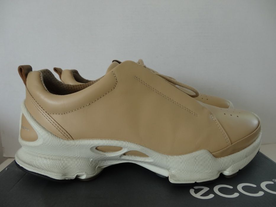 Buty ECCO biom C roz 42 SKÓRA