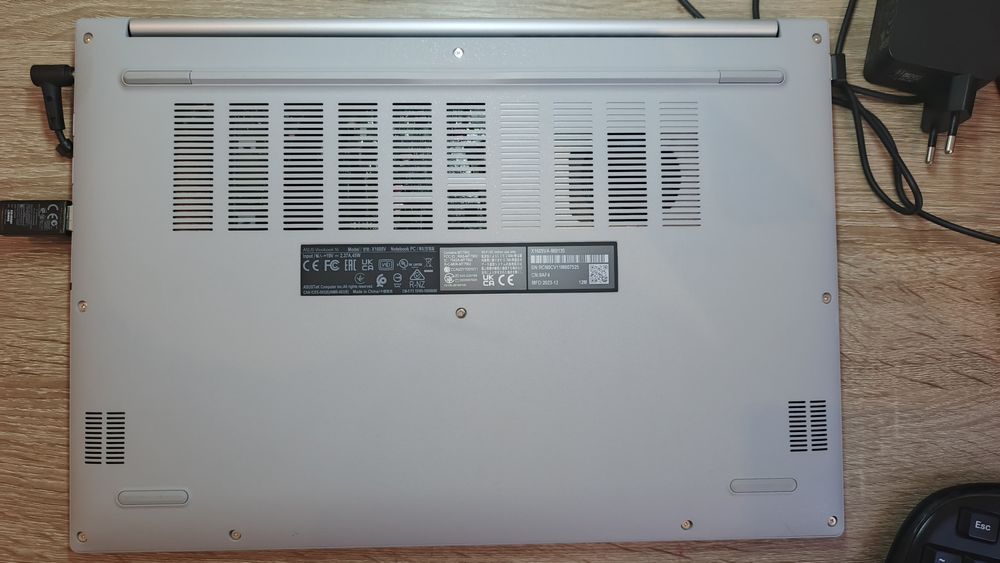 Vivabook Asus 16
