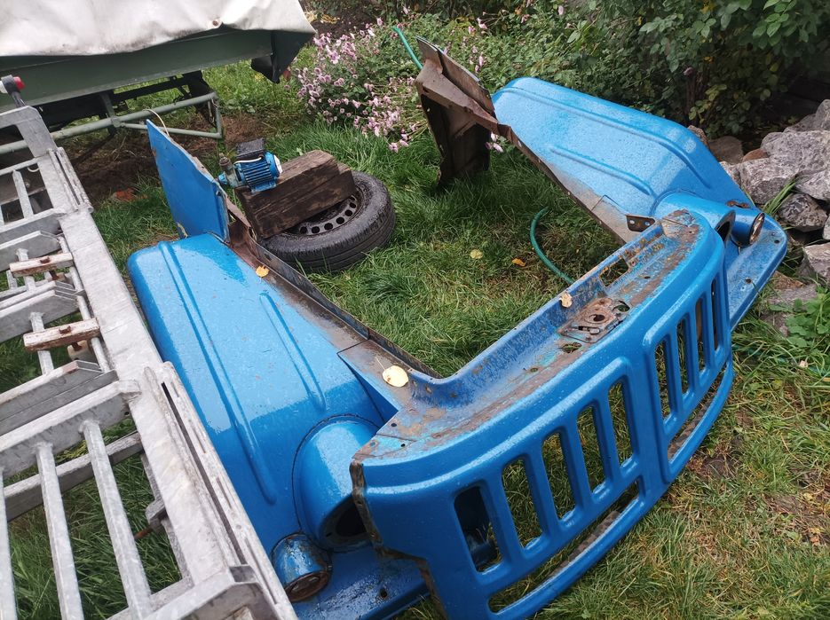 Продам крылья морду капот зил 131