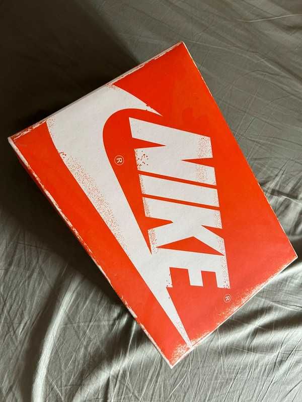 Jordan 1 Retro High OG Chicago Lost And Found R.39