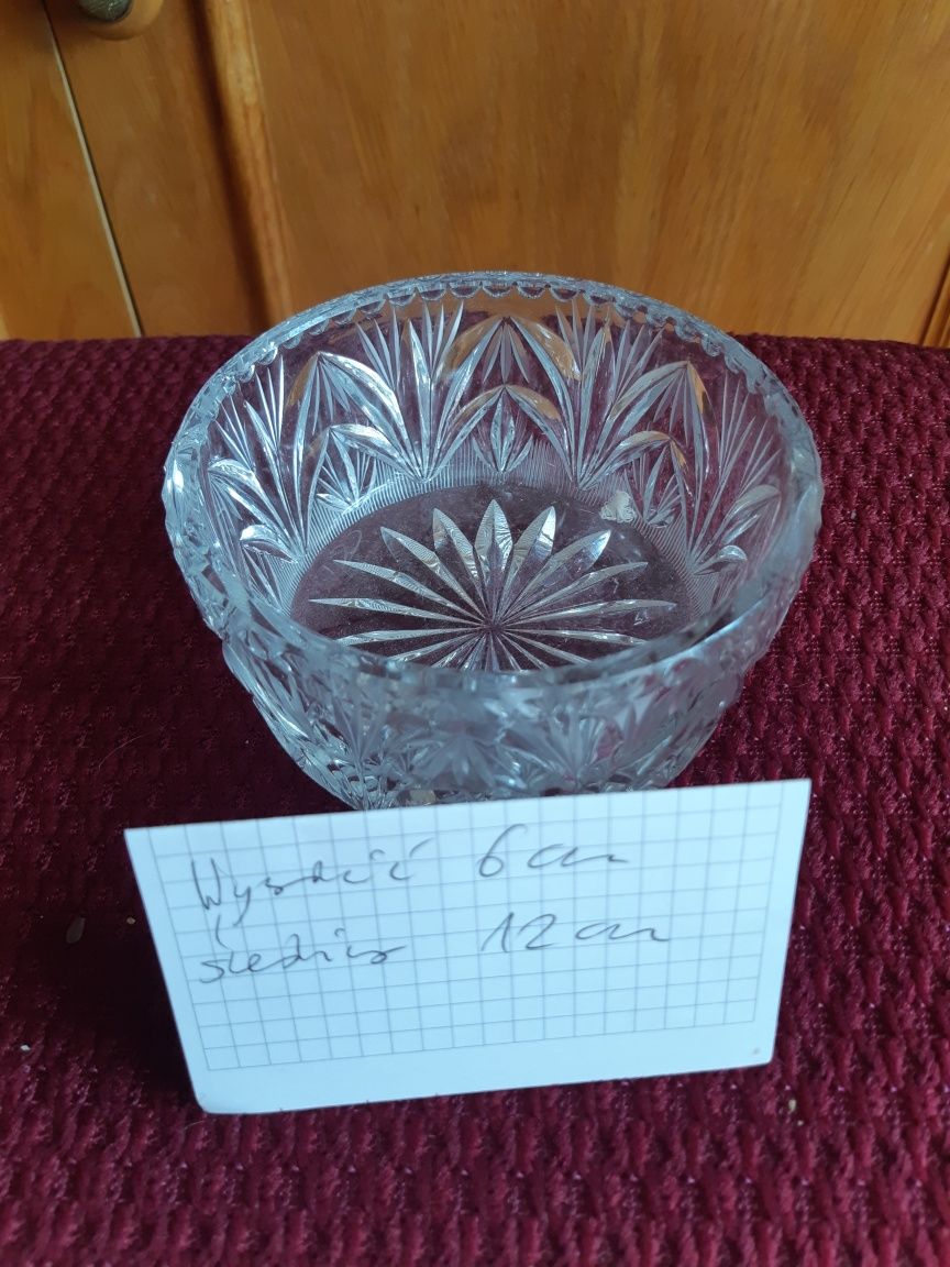 Kryształy Kryształy.