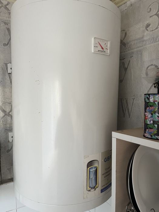 електричний накопичувальний водонагрівач (бойлер) Gorenje GBF 50/UA.