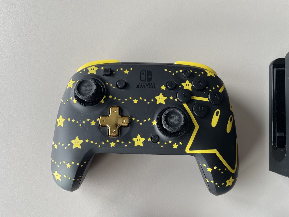 Konsola Nintendo Switch Oled + Dodatki