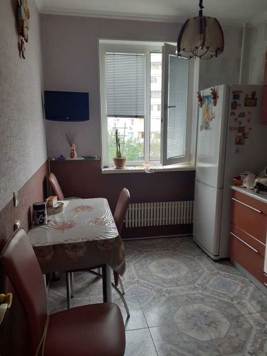 Продам 3 ком квартиру на  Северной Салтовке