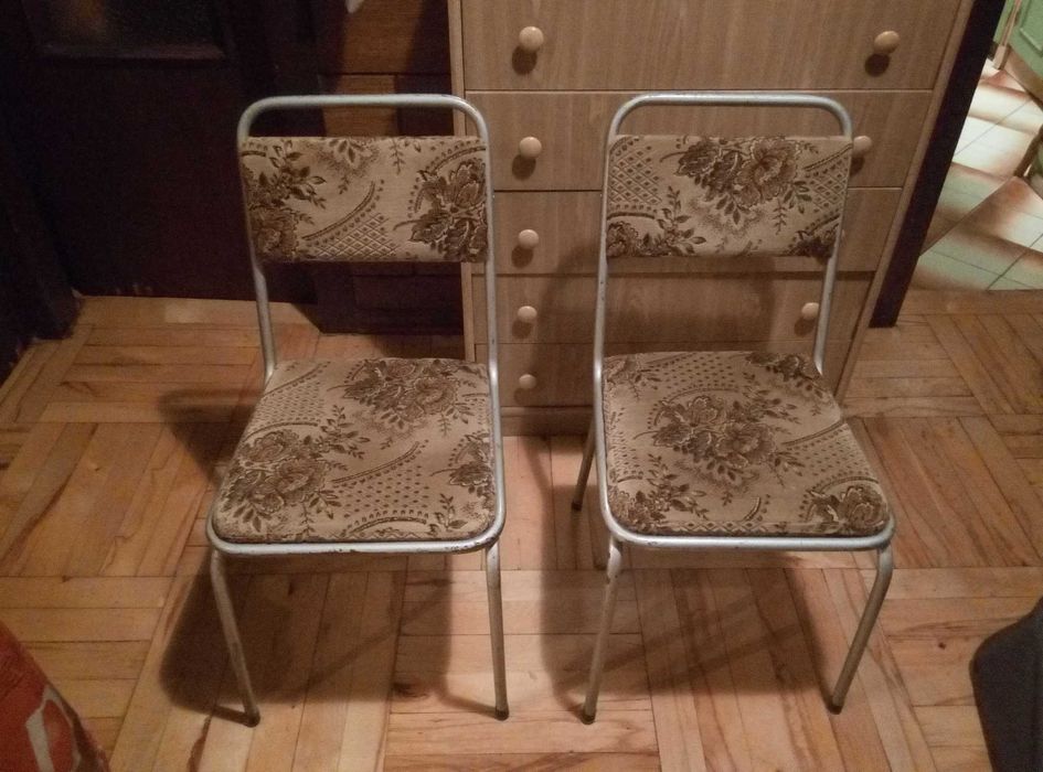 Krzesła Retro pamiątka PRL
