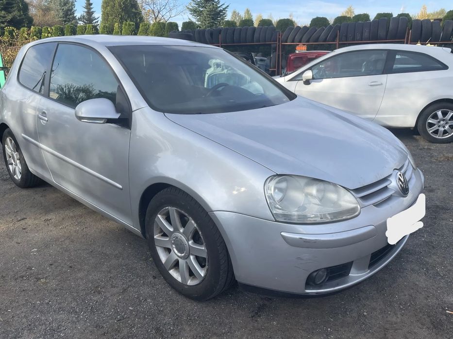 Na części Golf V 3D HB 2.0 FSI BLR LA7W skrzynia automat