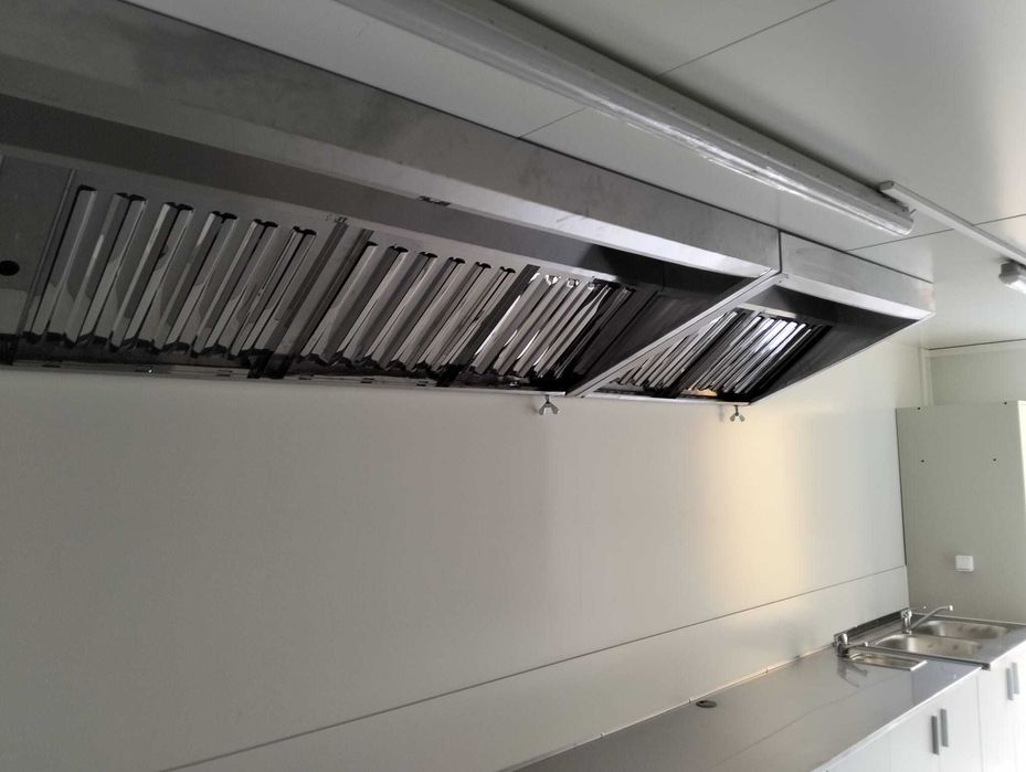 Przyczepa gastronomiczna-handlowa 3, 5mx2m Nowa 2025  HIT WYPOSAŻONA