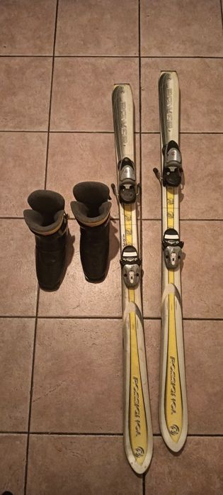 Narty Rossignol power 135cm + buty