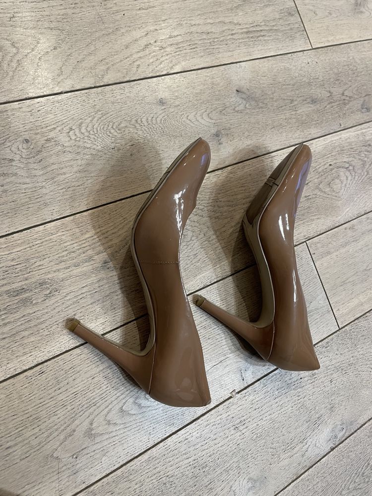 Szpilki Nine West nude 38