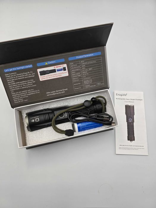 Mocna Latarka LED Taktyczna Kempingowa Powerbank Szperacz IP65