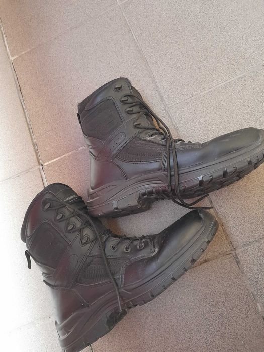 Buty wojskowe ..