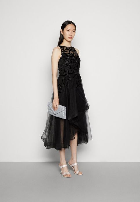 Sukienka koktajlowa z tiulem Adrianna Papell 38