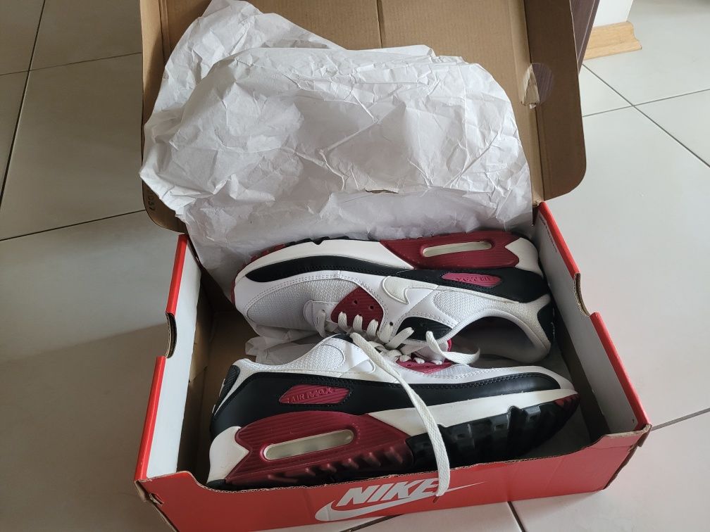 Kultowe buty NIKE Airmax