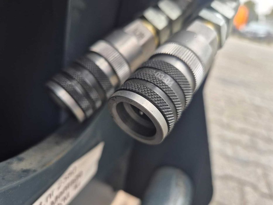 NOWA Zamiatarka szczotka / Tuchel Sweep KM 520 / Szybko złącze