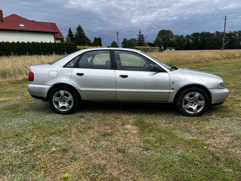 Audi A4 1.8 Benzyna + LPG
