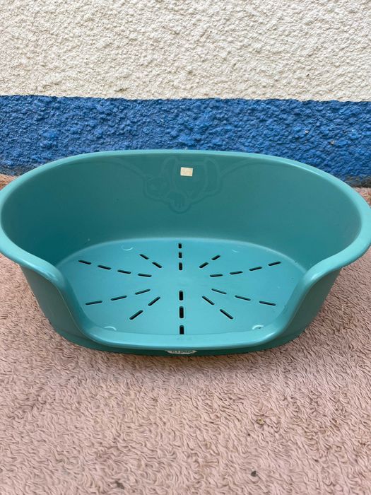 Cama para animais de estimação verde