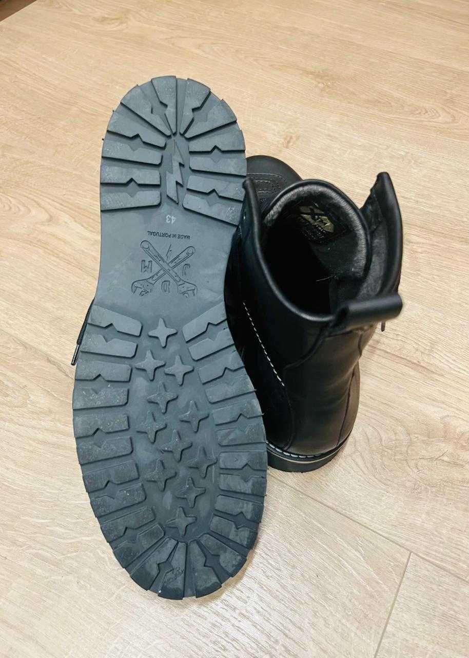 нові мотоциклетні черевики (moto boots) John Doe Iron Black V 2.0