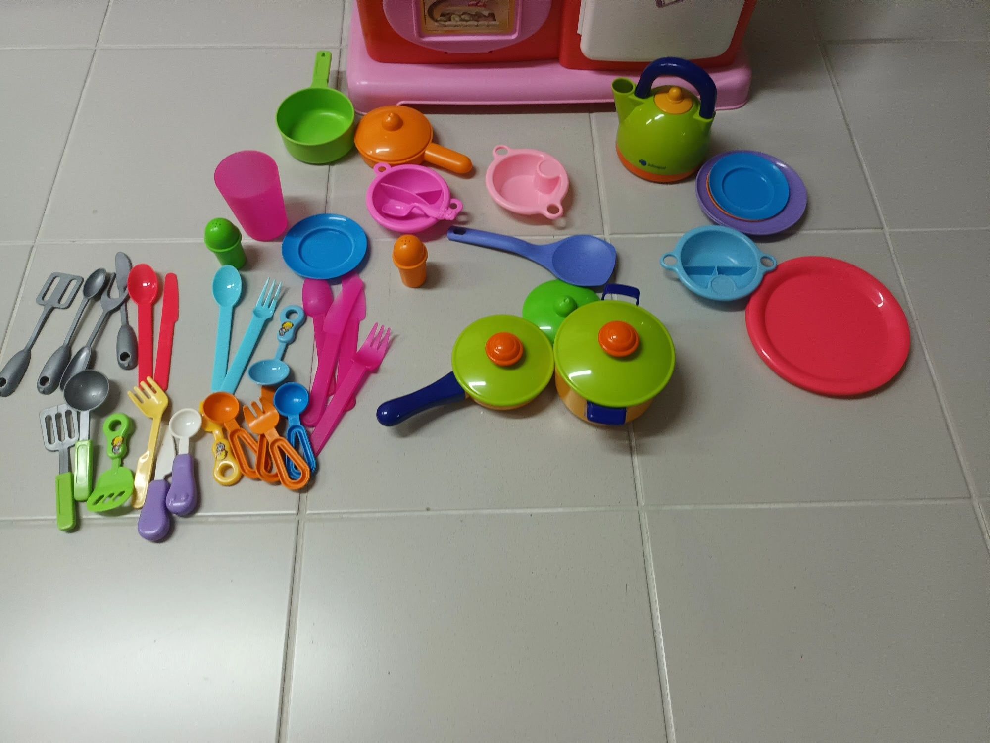 Cozinha de brinquedo