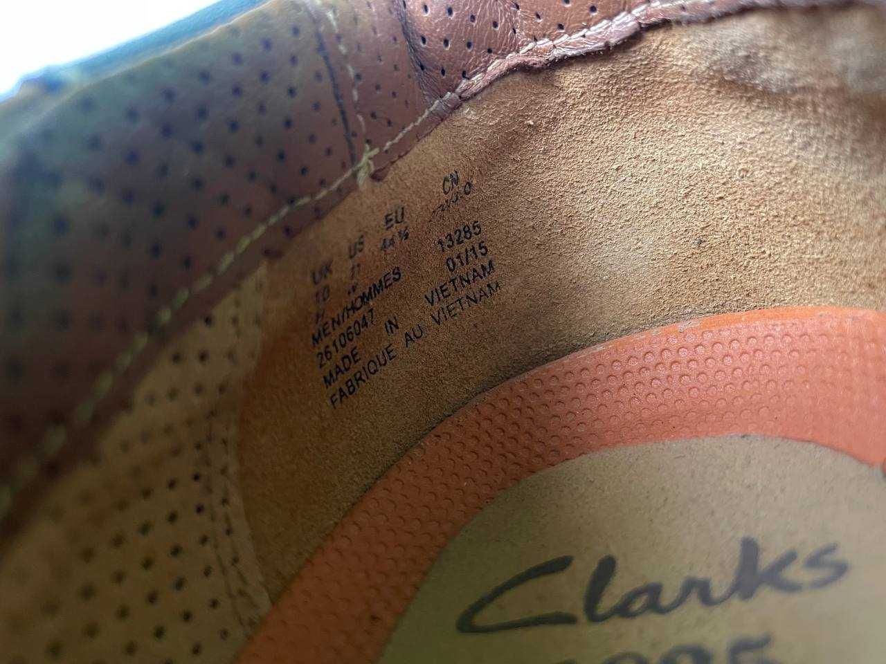 Чоловічі мокасини туфлі сліпони з нубуку clarks
