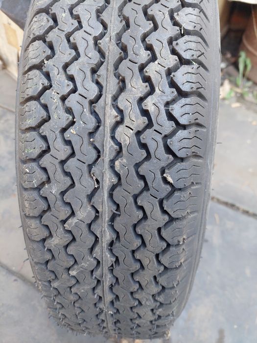 Продам резину на москвичь