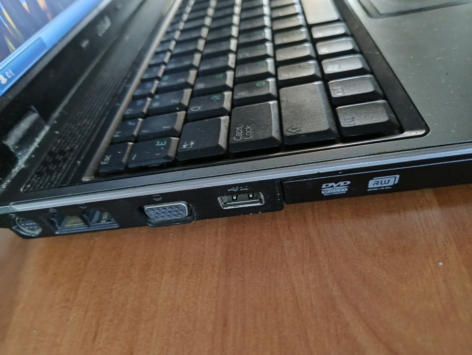Ноутбук Асус, Asus M9A, під архівні фото