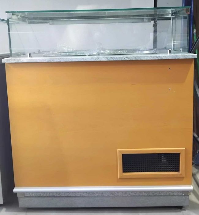 Vitrine quentes - USADA