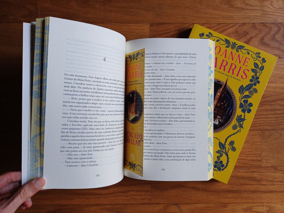 Livro "O Mercado ao Luar" de Joanne Harris (NOVO)