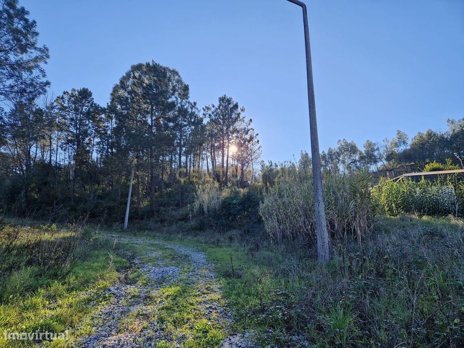 Lote de terreno urbano, localizado no Outeiro das Maias,, em Pombal