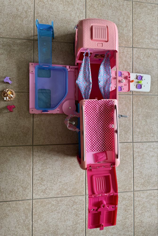 BARBIE autocaravana Mattel