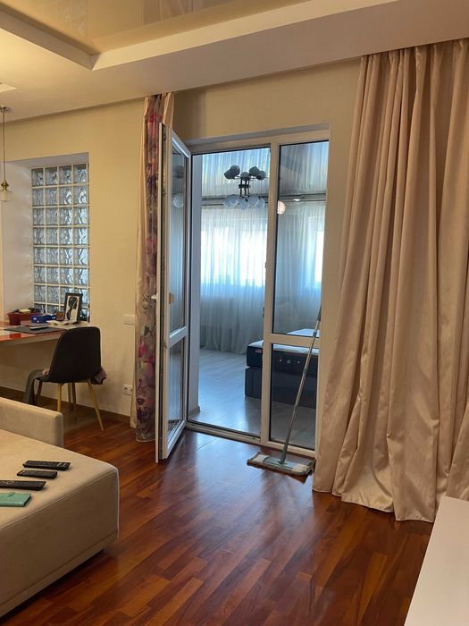 Сдам 2х ком квартиру в центре города! Евроремонт!