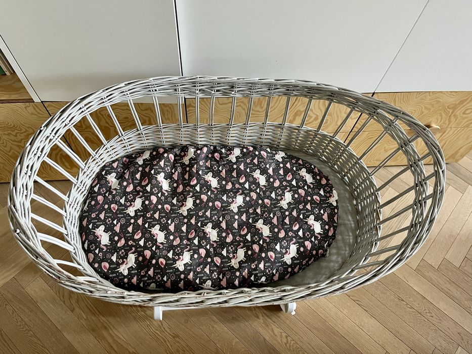 Kosz mojżesza na kółkach